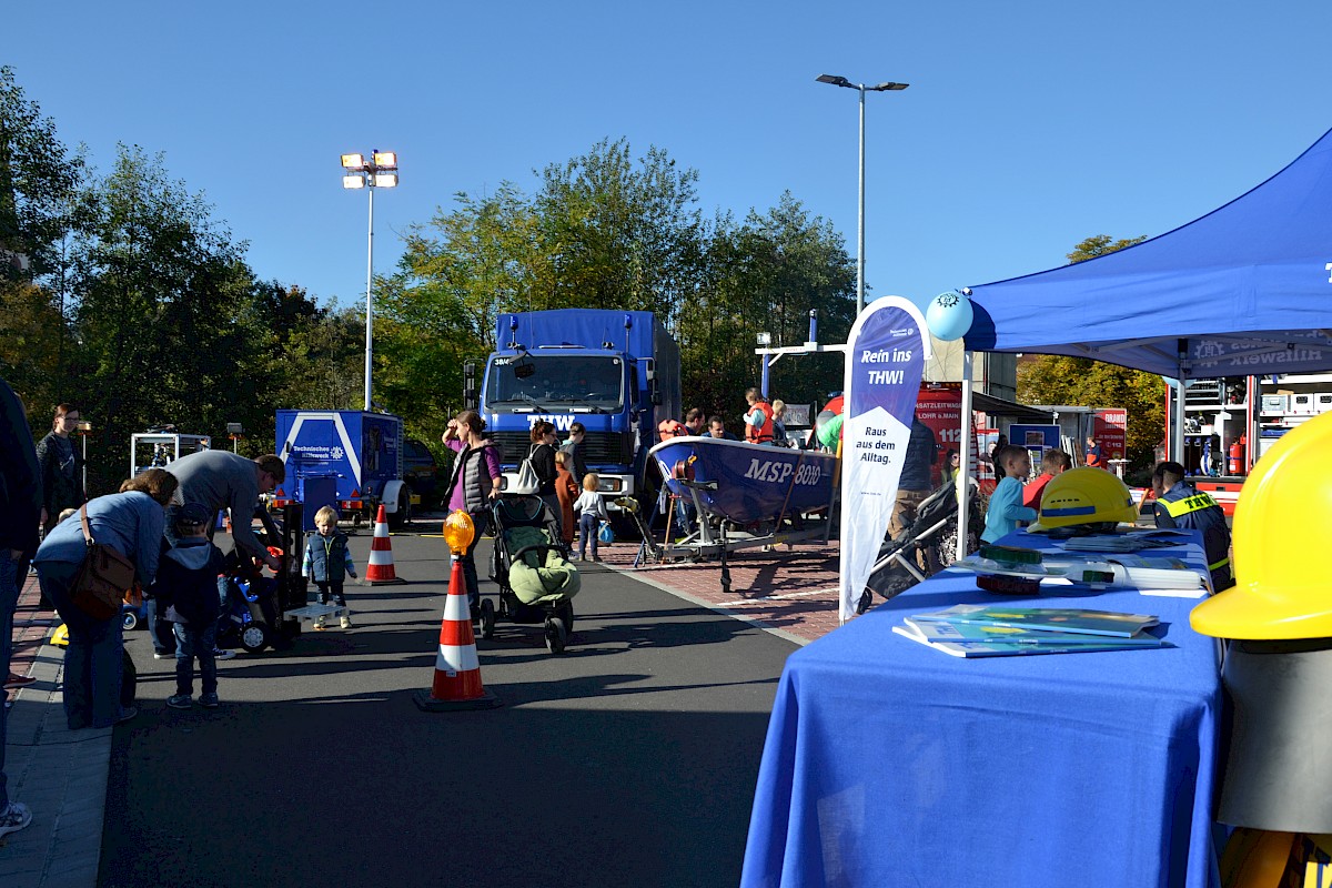 1. Familienmesse des Landkreises Main Spessart THW zeigt Technik zum Anfassen