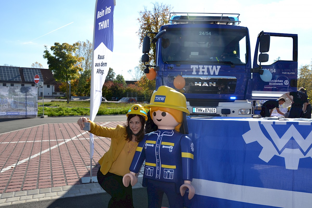 1. Familienmesse des Landkreises Main Spessart THW zeigt Technik zum Anfassen