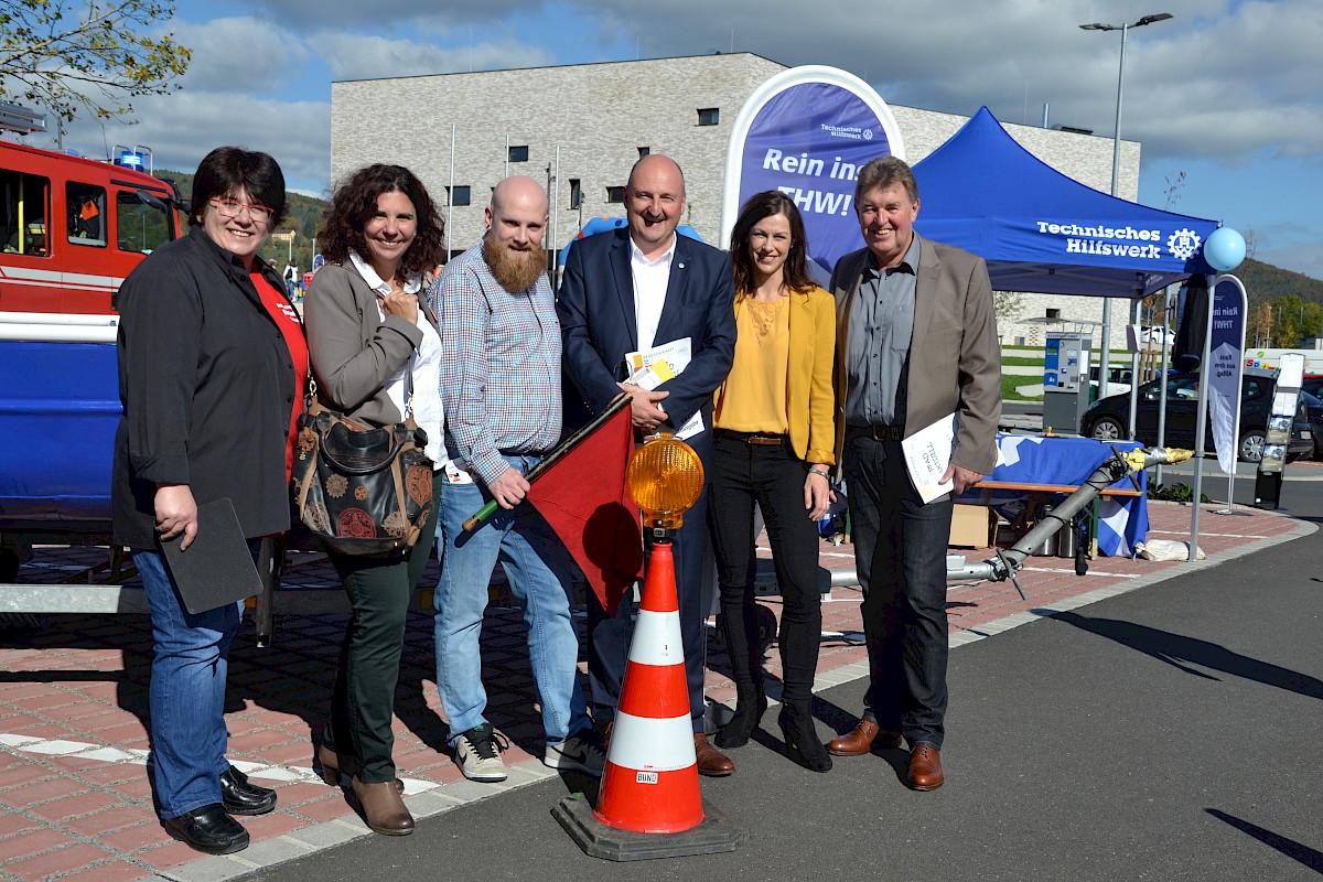 1. Familienmesse des Landkreises Main Spessart THW zeigt Technik zum Anfassen