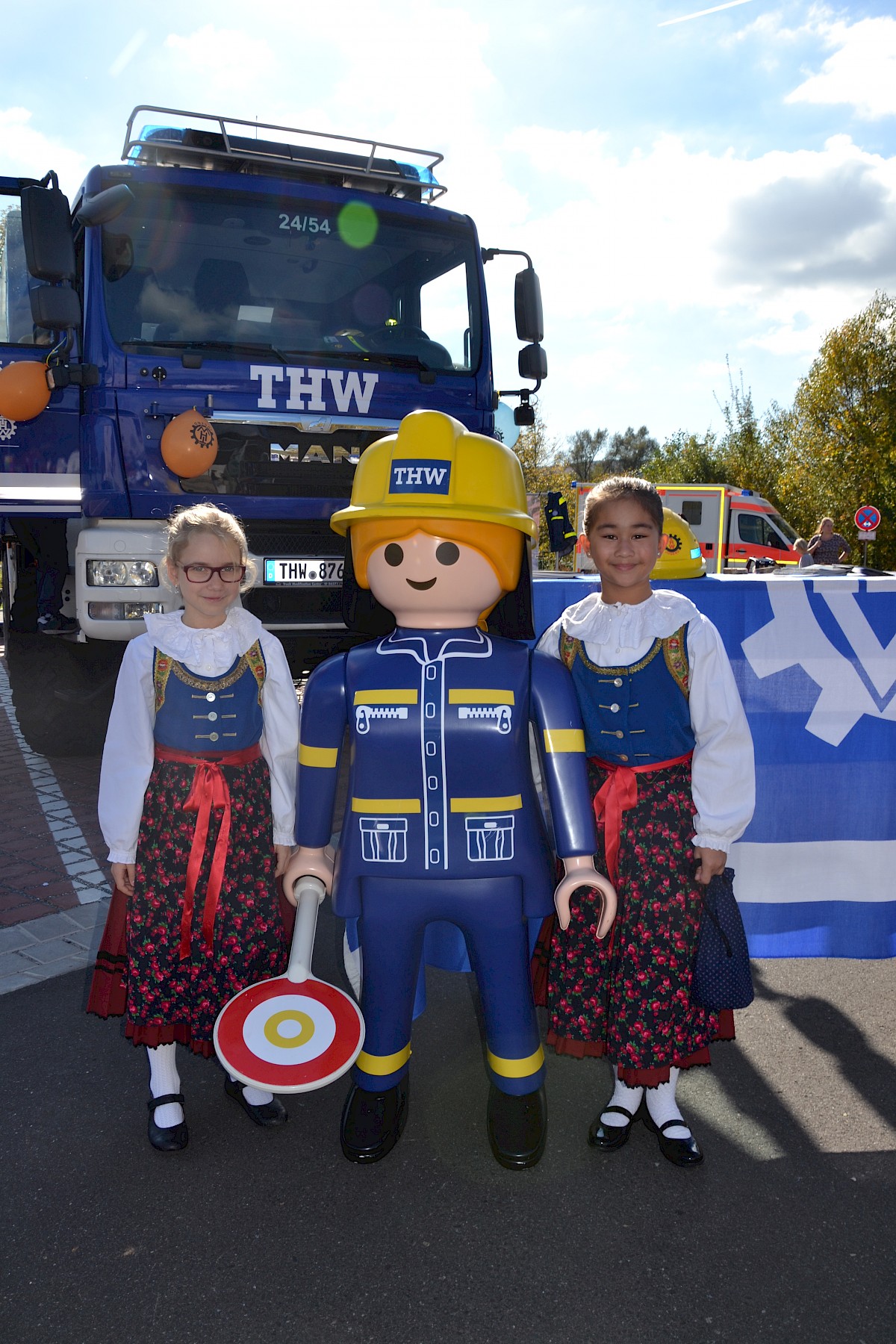 1. Familienmesse des Landkreises Main Spessart THW zeigt Technik zum Anfassen