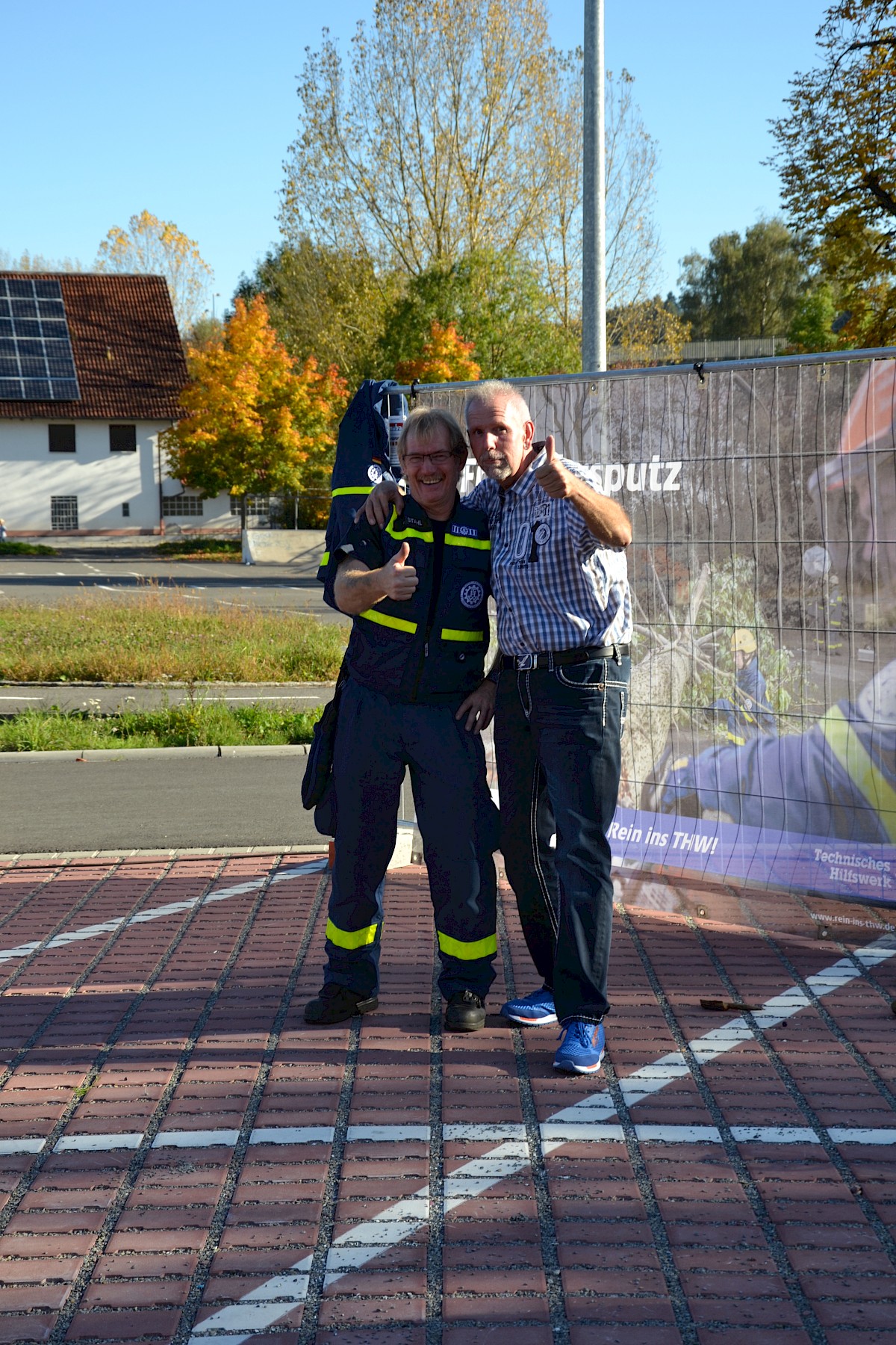 1. Familienmesse des Landkreises Main Spessart THW zeigt Technik zum Anfassen