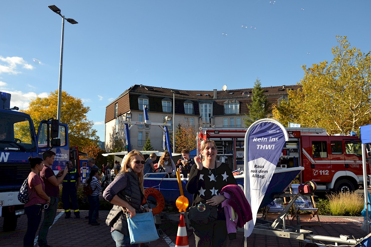 1. Familienmesse des Landkreises Main Spessart THW zeigt Technik zum Anfassen