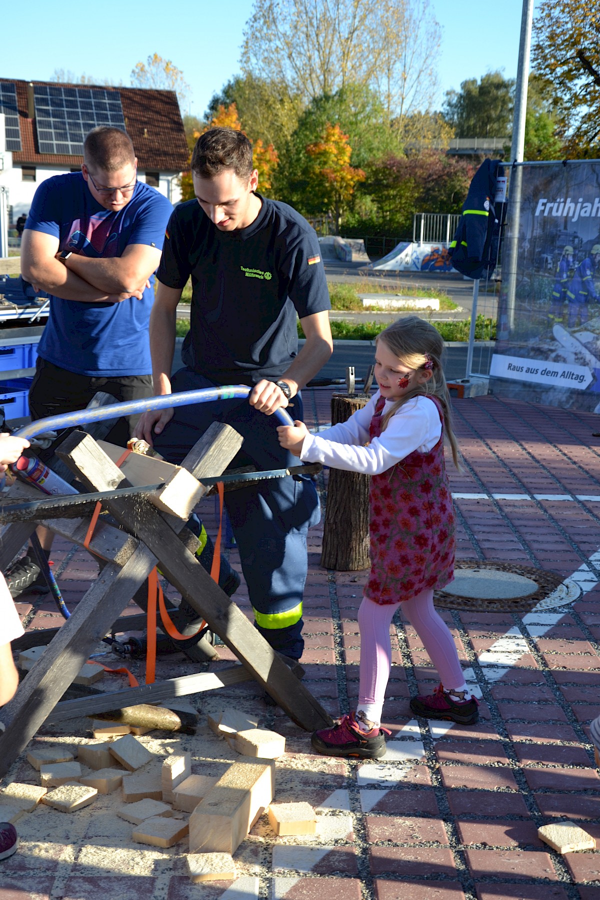 1. Familienmesse des Landkreises Main Spessart THW zeigt Technik zum Anfassen