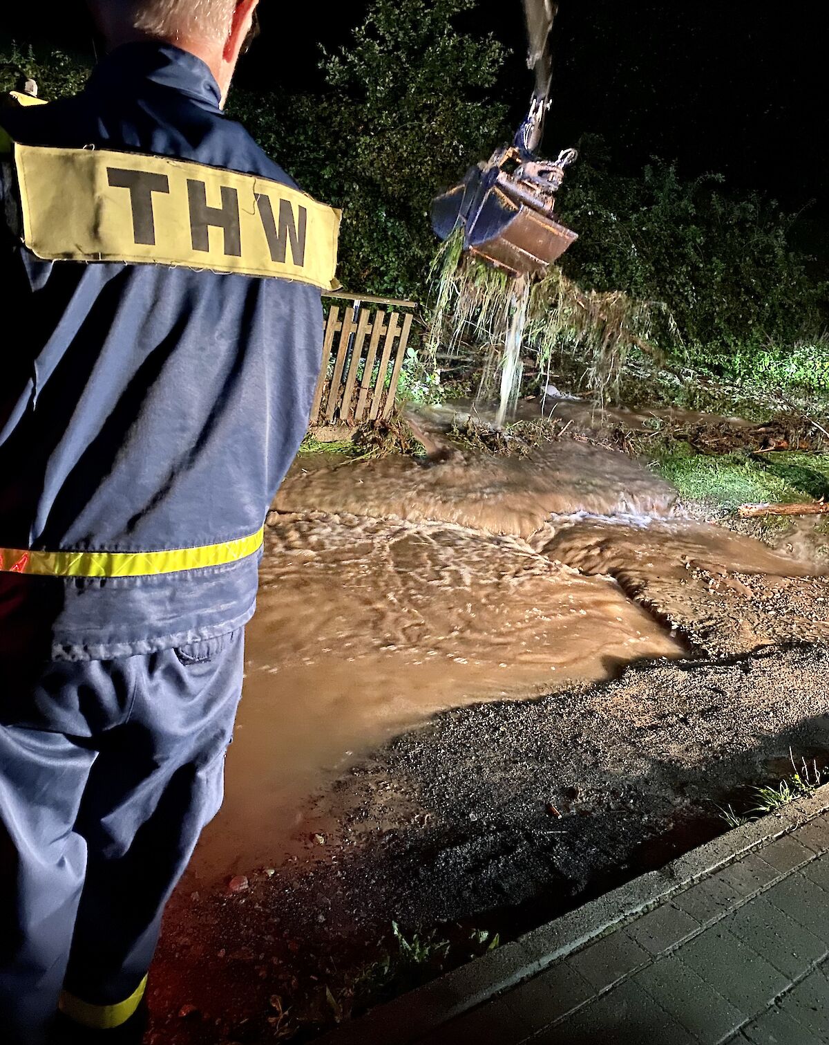 Lange Einsatznacht für unsere THW-Kräfte - Unwetter in Frammersbach