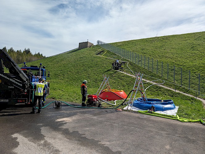 Wassertransport für Waldbrandübung